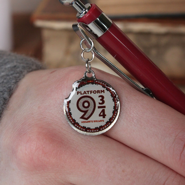Harry Potter Hogwarts Railway Pen