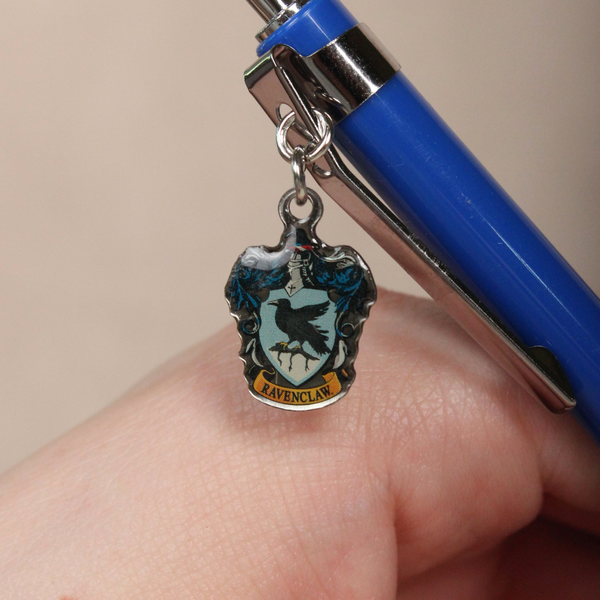 Harry Potter Hogwarts House Crest Pen